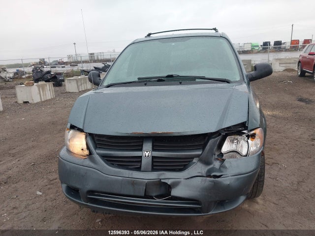 12596393 :رقم المزاد ، 1D4GP24RX5B425528 vin ، 2005 Dodge Grand Caravan مزاد بيع