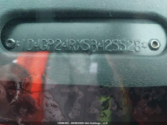 12596393 :رقم المزاد ، 1D4GP24RX5B425528 vin ، 2005 Dodge Grand Caravan مزاد بيع