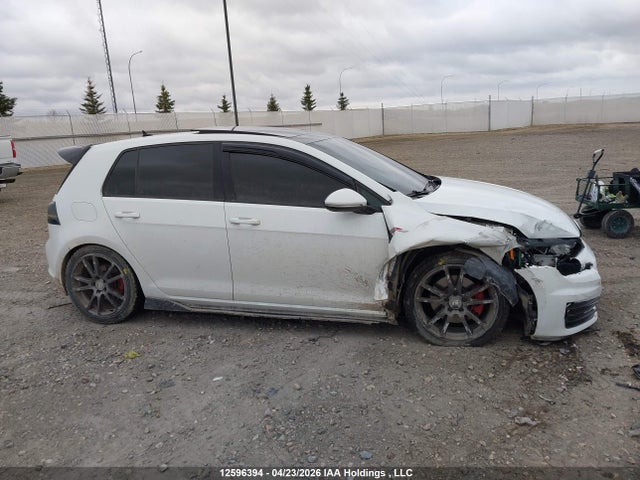 12596394 :رقم المزاد ، 3VW4T7AU3FM044662 vin ، 2015 Volkswagen Golf Gti 5-door Autobahn مزاد بيع