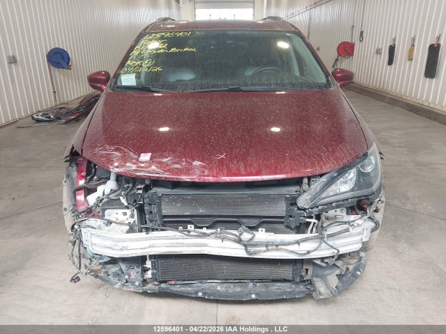 2C4RC1EG0JR177729 Chrysler Pacifica Touring-l Plus