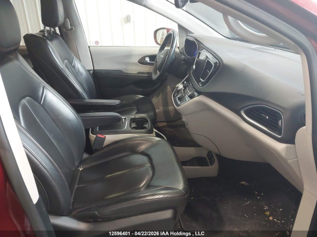 2C4RC1EG0JR177729 Chrysler Pacifica Touring-l Plus