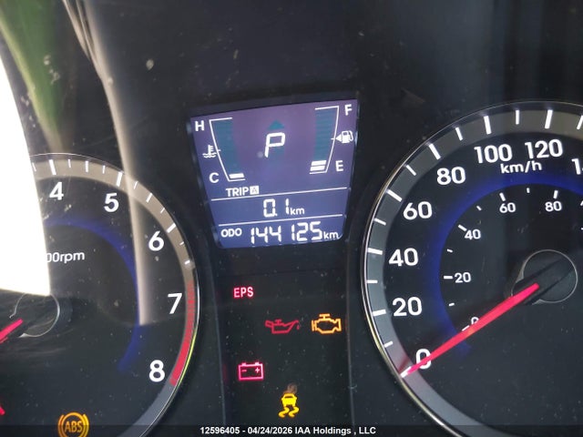 2012 Hyundai Accent მანქანა იყიდება აუქციონზე, vin: KMHCU5AE8CU050100, აუქციონის ნომერი: 12596405