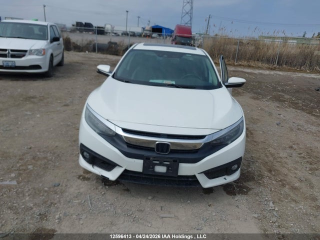 2HGFC1F9XGH106573 Honda Civic Touring