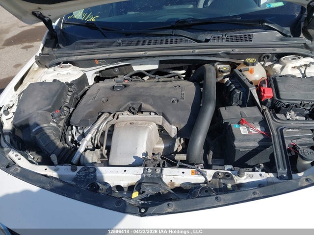 1G1ZH5SX1HF141894 Chevrolet Malibu Premier