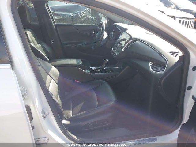 1G1ZH5SX1HF141894 Chevrolet Malibu Premier