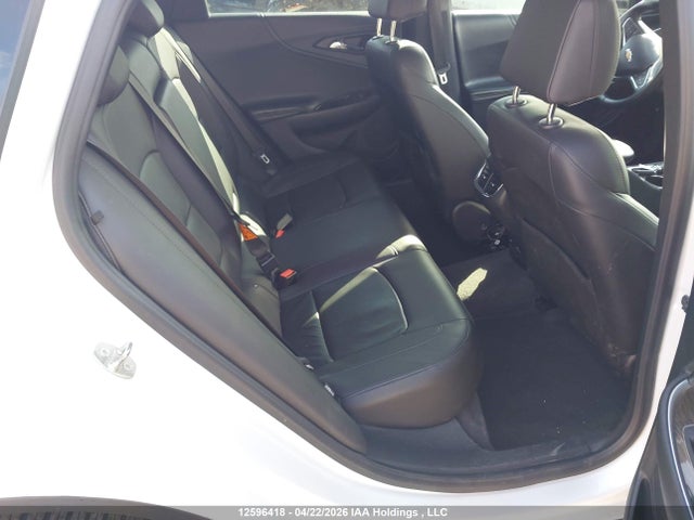 1G1ZH5SX1HF141894 Chevrolet Malibu Premier