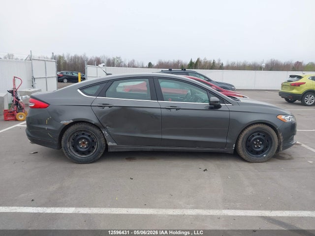 3FA6P0H7XJR236928 Ford FUSION SE