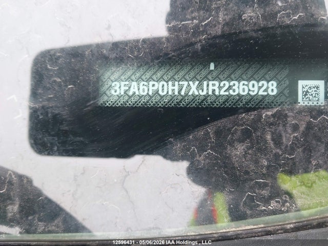 3FA6P0H7XJR236928 Ford FUSION SE