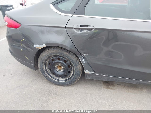 3FA6P0H7XJR236928 Ford FUSION SE