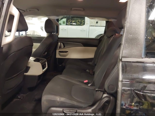 Продажа на аукционе авто 2023 Kia Carnival Lx, vin: KNDNB5H39P6293187, номер лота: 12523298