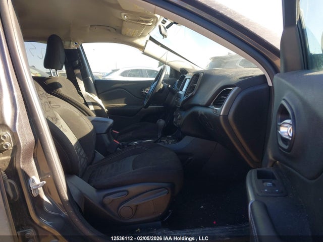 12536112 :رقم المزاد ، 1C4PJMCB3KD279276 vin ، 2019 Jeep Cherokee North مزاد بيع
