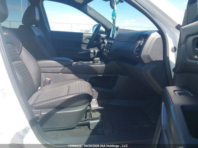 Продажа на аукционе авто 2024 Nissan Pathfinder Sv, vin: 5N1DR3BE8RC209320, номер лота: 12596434