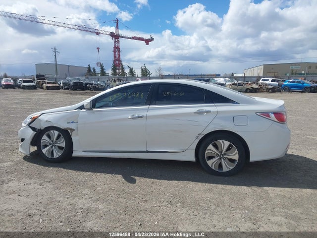 Продажа на аукционе авто 2013 Hyundai Sonata Hybrid Hybrid, vin: KMHEC4A43DA090083, номер лота: 12596488