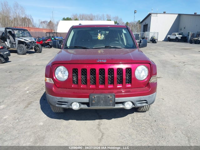 12596490 :رقم المزاد ، 1C4NJRAB6GD798496 vin ، 2016 Jeep Patriot مزاد بيع