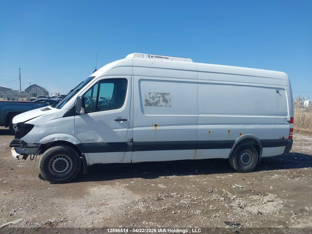 2015 Mercedes-benz Sprinter 2500 High Roof V6 მანქანა იყიდება აუქციონზე, vin: WD3BE8CC9FP126723, აუქციონის ნომერი: 12596514