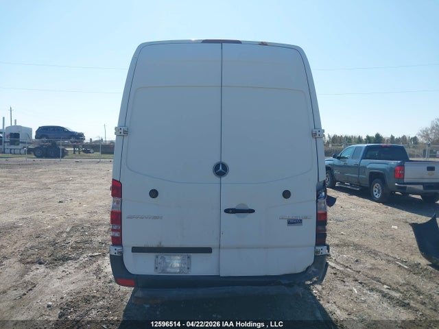 2015 Mercedes-benz Sprinter 2500 High Roof V6 მანქანა იყიდება აუქციონზე, vin: WD3BE8CC9FP126723, აუქციონის ნომერი: 12596514