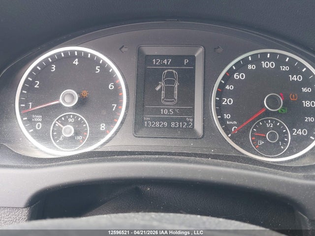 WVGNV7AX4HW512375 Volkswagen Tiguan Wolfsburg