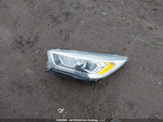 1FMCU9G97HUA96736 Ford ESCAPE SE
