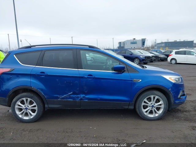 1FMCU9G97HUA96736 Ford ESCAPE SE