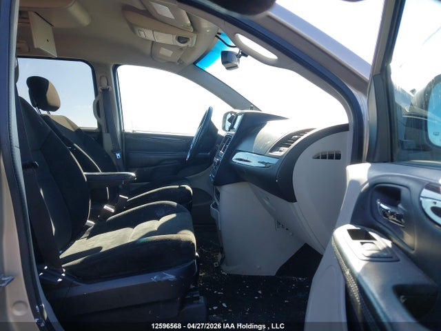 2C4RDGBG5FR647510 Dodge Grand Caravan Se/sxt