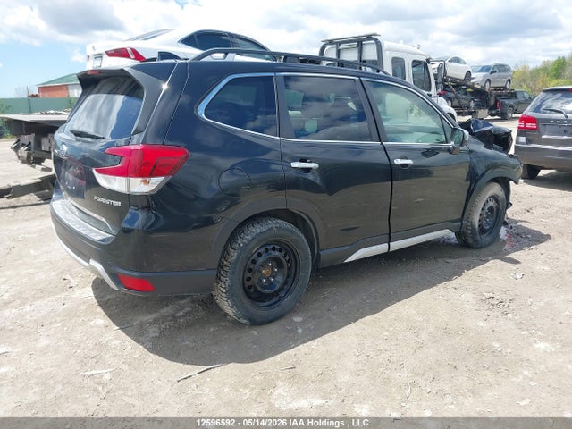 Продажа на аукционе авто 2019 Subaru Forester 2.5i Premier, vin: JF2SKEWC1KH412709, номер лота: 12596592