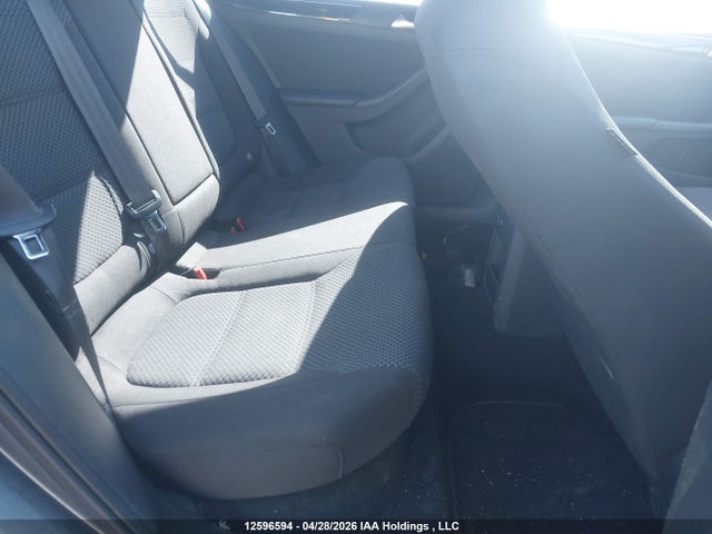 3VWB07AJ2FM341217 Volkswagen Jetta 1.8 Tsi Comfortline/1.8 Tsi Trendline+
