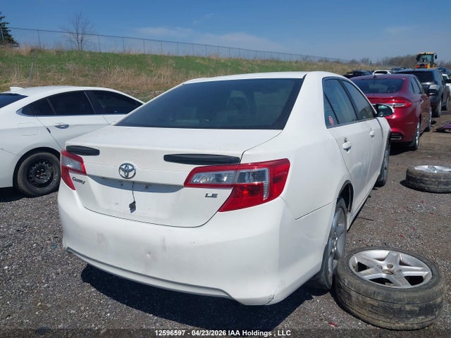 12596597 :رقم المزاد ، 4T1BF1FK1EU729920 vin ، 2014 Toyota Camry Le مزاد بيع