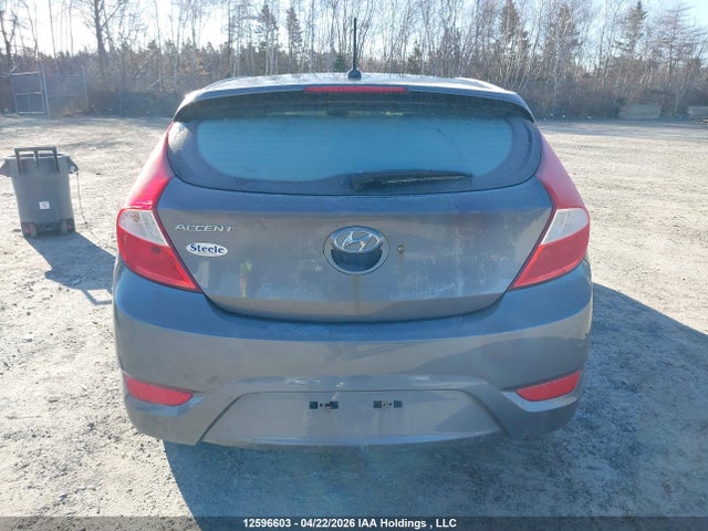 12596603 :رقم المزاد ، KMHCT5AE6GU239076 vin ، 2016 Hyundai Accent Gl مزاد بيع