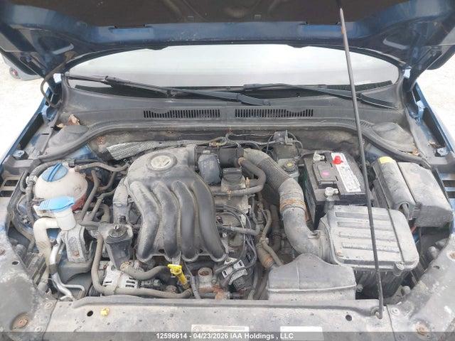 3VW2K7AJXFM209543 Volkswagen Jetta 2.0l Trendline/2.0l Trendline+
