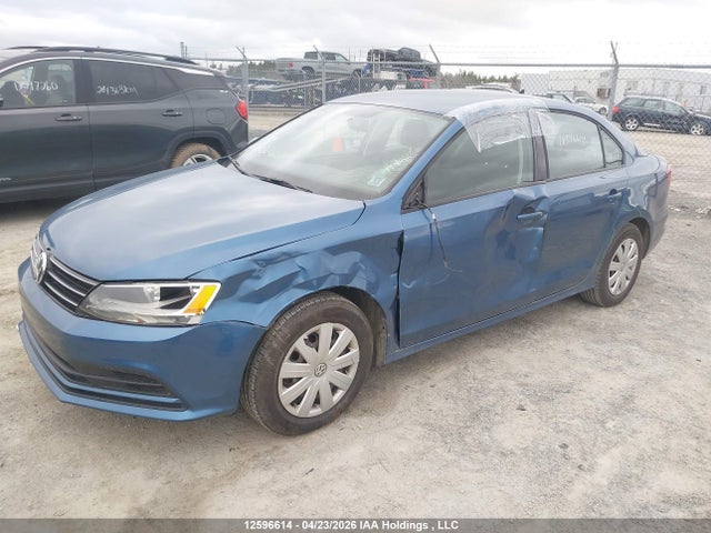 3VW2K7AJXFM209543 Volkswagen Jetta 2.0l Trendline/2.0l Trendline+