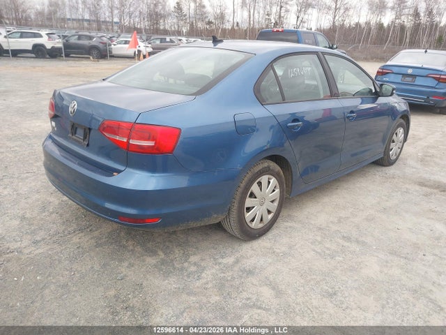 3VW2K7AJXFM209543 Volkswagen Jetta 2.0l Trendline/2.0l Trendline+
