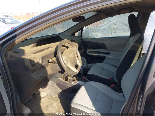 2013 Toyota Prius C Technology მანქანა იყიდება აუქციონზე, vin: JTDKDTB35D1542247, აუქციონის ნომერი: 12579523