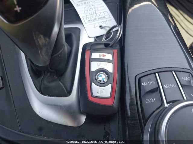 WBA8D9G38HNU65651 BMW 330i Xdrive