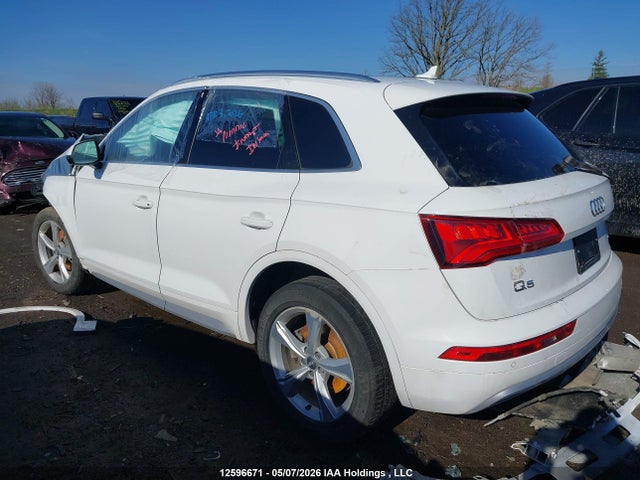 WA1BNAFY9J2205975 Audi Q5