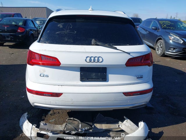 WA1BNAFY9J2205975 Audi Q5