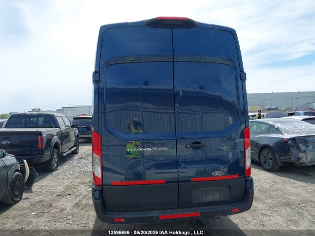Ford Transit-250 Cargo 2022 1FTBR3X88NKA10685 Image 16