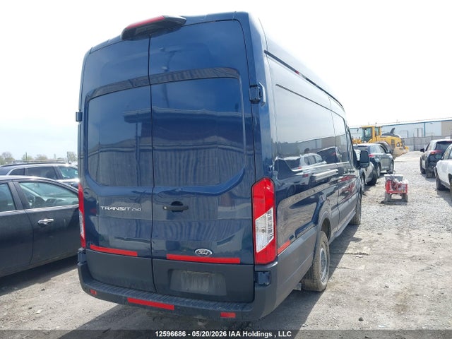 Ford Transit-250 Cargo 2022 1FTBR3X88NKA10685 Image 4