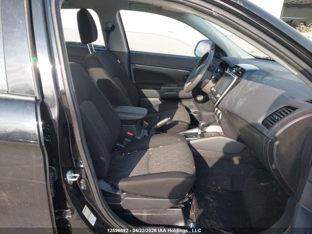JA4AJUAU1TU604559 Mitsubishi RVR ES