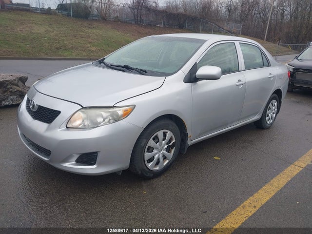 2010 Toyota Corolla Ce მანქანა იყიდება აუქციონზე, vin: 2T1BU4EE5AC222792, აუქციონის ნომერი: 12588617