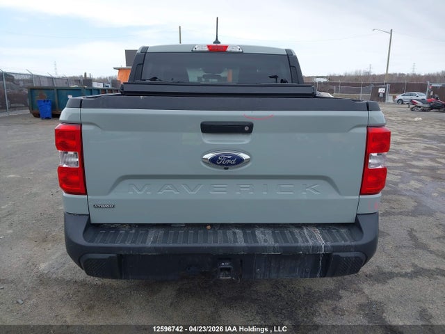 3FTTW8E35NRA64250 Ford Maverick Xlt