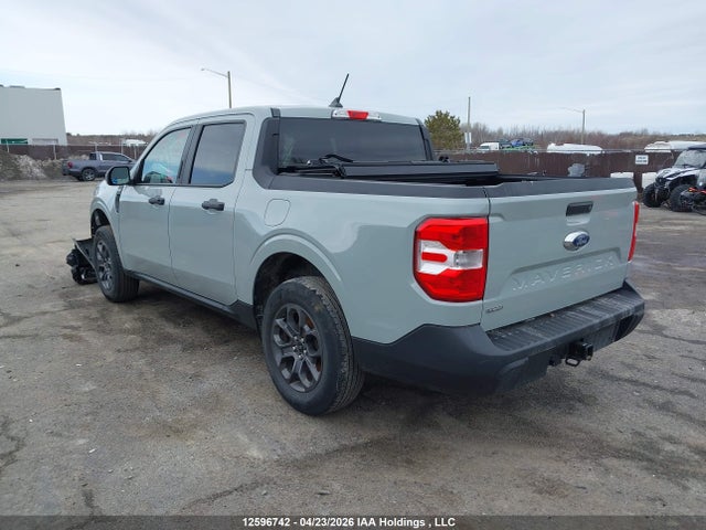 3FTTW8E35NRA64250 Ford Maverick Xlt
