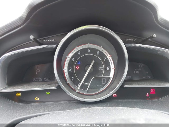 JM1BM1W38E1168975 Mazda Mazda3 Gt-sky