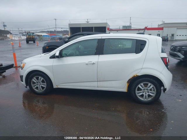 1G1JC6SB2F4117506 Chevrolet Sonic Lt Auto