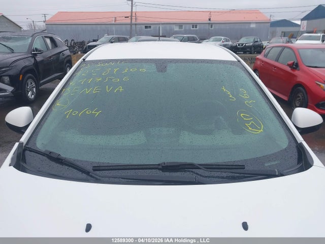 1G1JC6SB2F4117506 Chevrolet Sonic Lt Auto