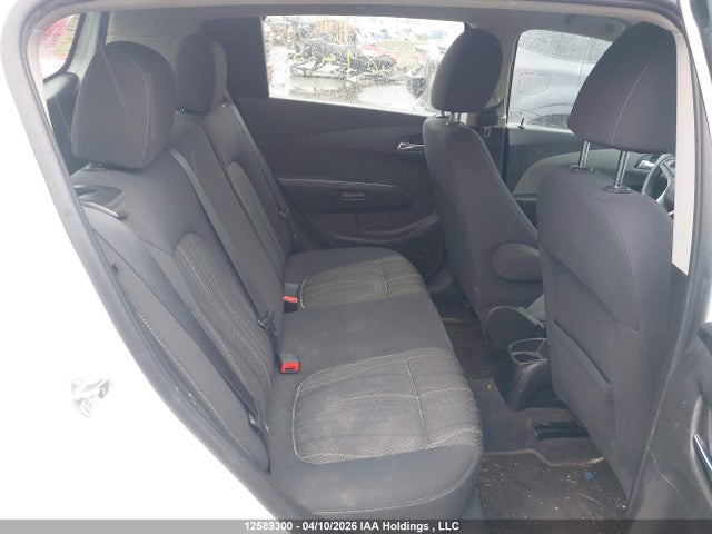 1G1JC6SB2F4117506 Chevrolet Sonic Lt Auto