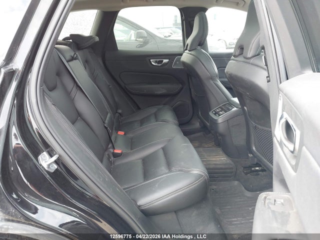 LYV062RL6NB085072 Volvo Xc60 B6 Inscription