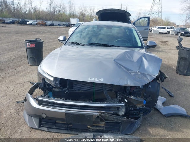 2025 Kia K4 Lx/lxs მანქანა იყიდება აუქციონზე, vin: 3KPFT4DE9SE077944, აუქციონის ნომერი: 12596782