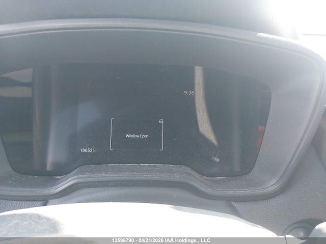 7MUCAABG5TV155998 Toyota Corolla Cross Le