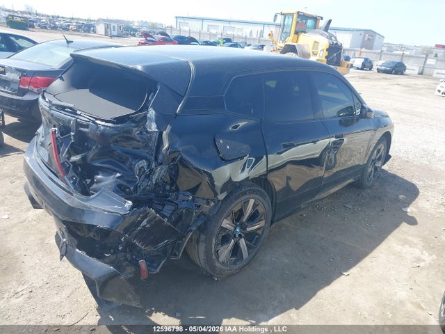 WB523CF00SCT51089 BMW Ix