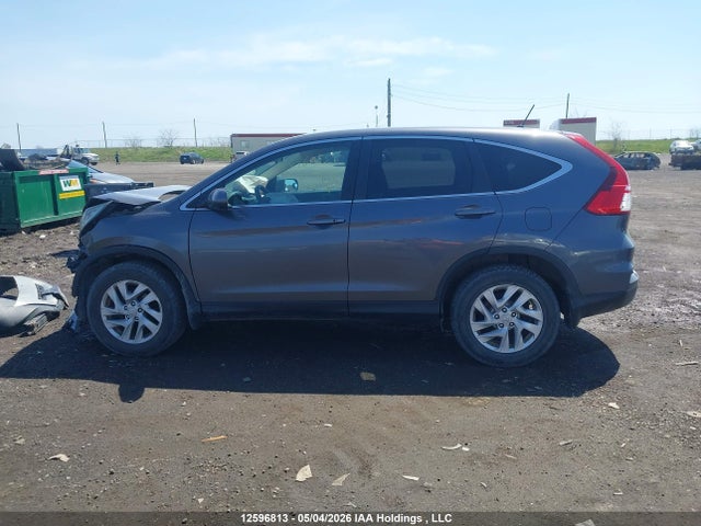 2HKRM4H46GH135037 Honda CR-V SE